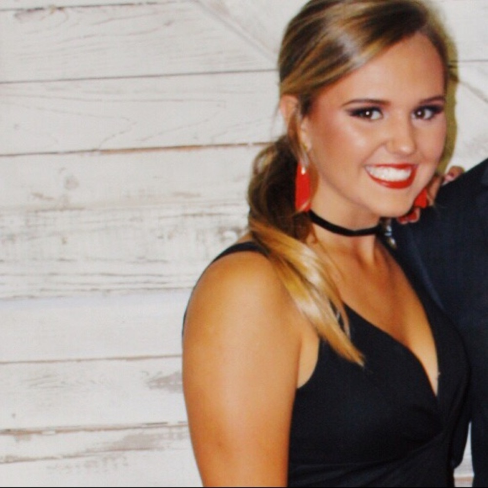 Meet your Posher, Tori